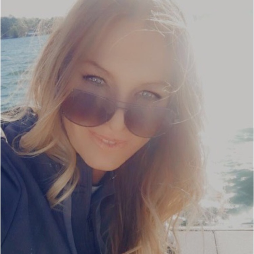 Meet your Posher, Jen